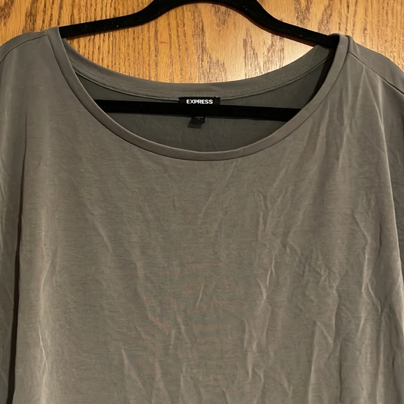 Express Tee - Picture 2 of 5